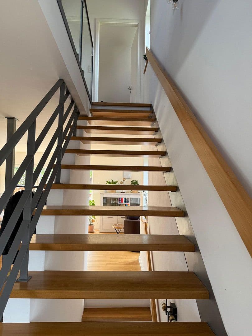 Predaj domu 152 m², pozemek 377 m², Untere Ebenung 12, Mömbris, Bavorsko Predaj domu 152 m², pozemek 377 m², Untere Ebenung 12, Mömbris, Bavorsko