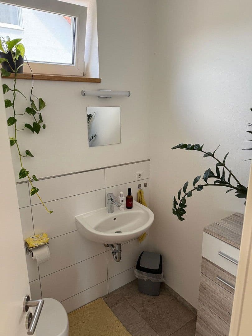 Predaj domu 152 m², pozemek 377 m², Untere Ebenung 12, Mömbris, Bavorsko Predaj domu 152 m², pozemek 377 m², Untere Ebenung 12, Mömbris, Bavorsko