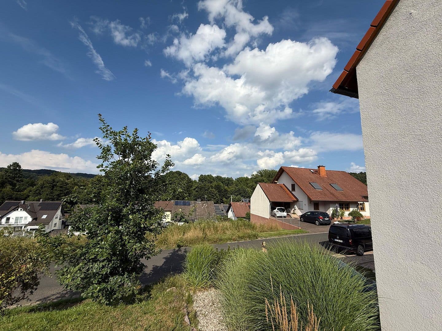 Predaj domu 152 m², pozemek 377 m², Untere Ebenung 12, Mömbris, Bavorsko Predaj domu 152 m², pozemek 377 m², Untere Ebenung 12, Mömbris, Bavorsko