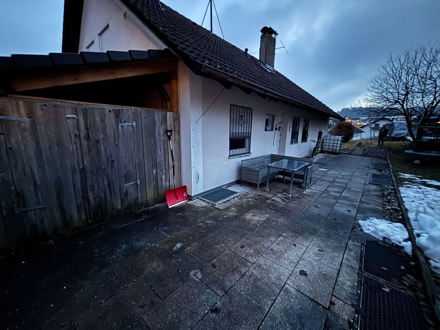 Prenájom bytu 4-izbový 98 m², Seewald, Bádensko-Wurttembersko Prenájom bytu 4-izbový 98 m², Seewald, Bádensko-Wurttembersko