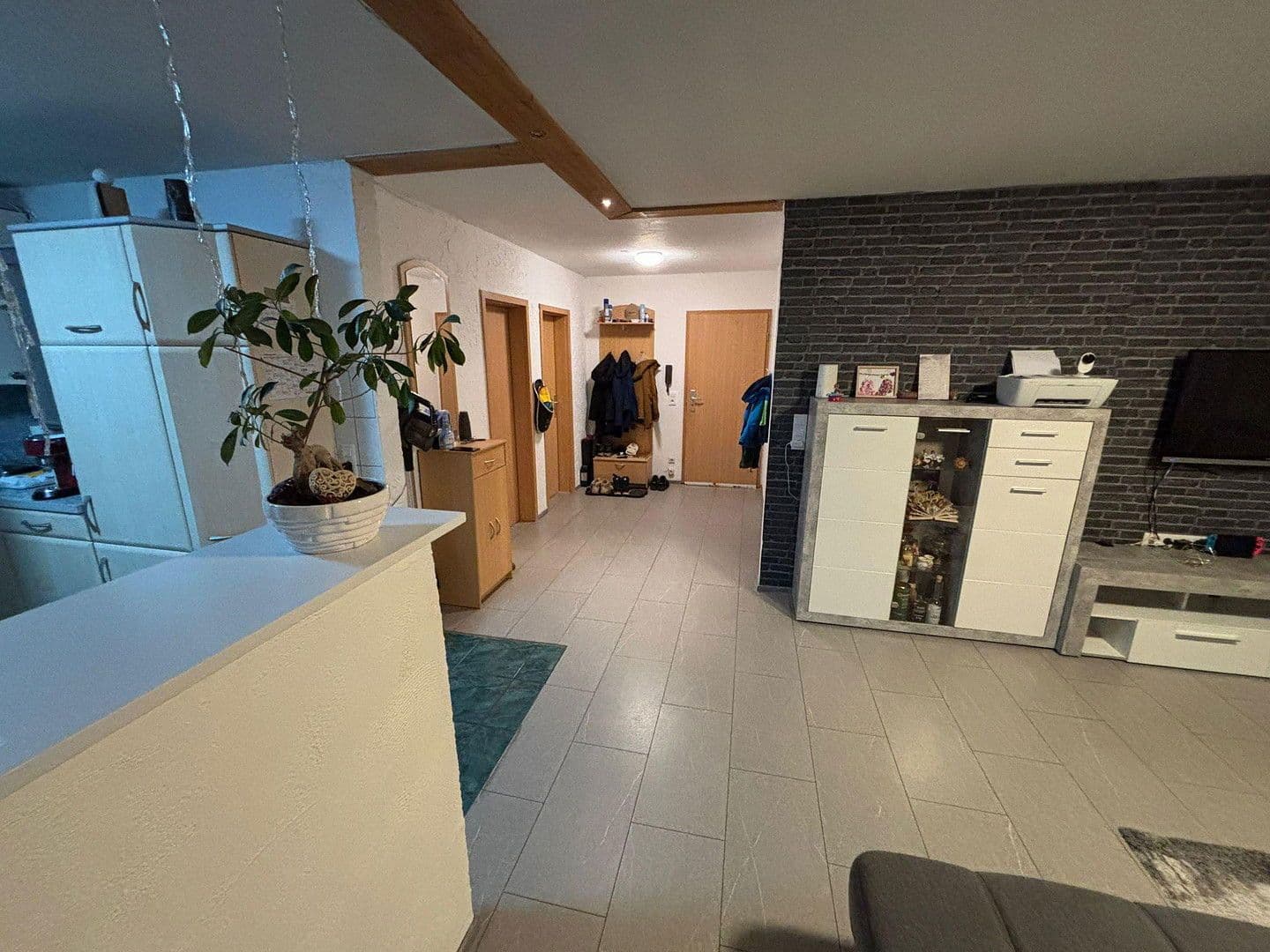 Prenájom bytu 4-izbový 98 m², Seewald, Bádensko-Wurttembersko Prenájom bytu 4-izbový 98 m², Seewald, Bádensko-Wurttembersko