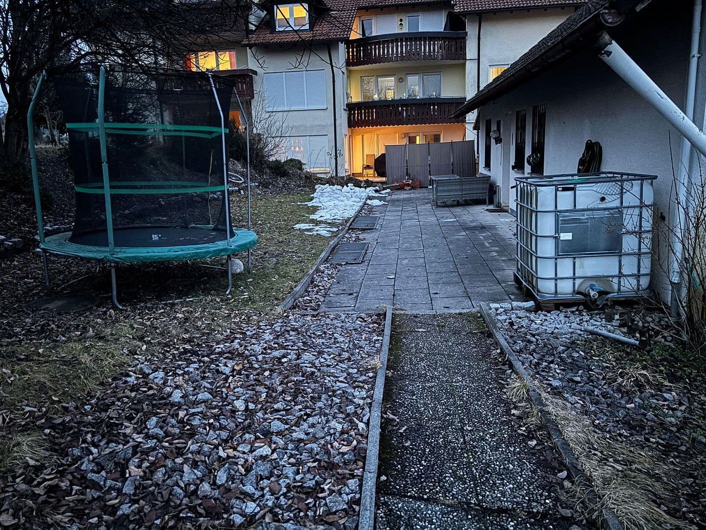 Prenájom bytu 4-izbový 98 m², Seewald, Bádensko-Wurttembersko Prenájom bytu 4-izbový 98 m², Seewald, Bádensko-Wurttembersko