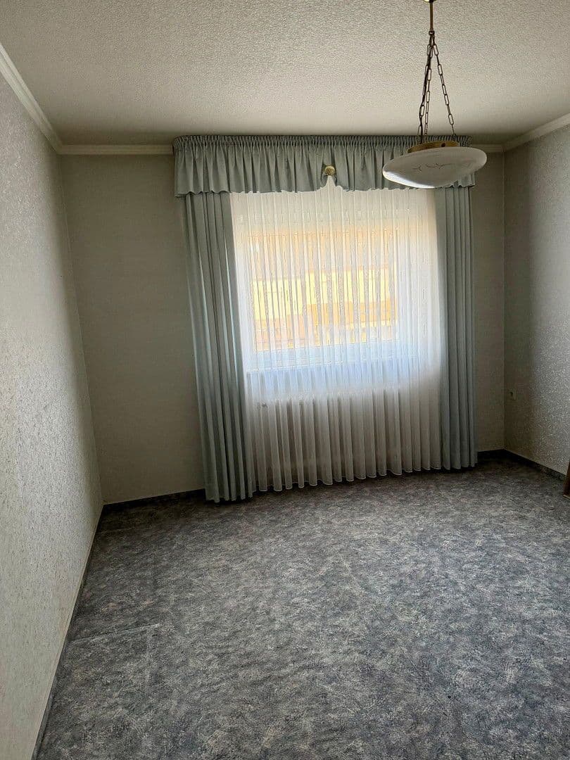 Predaj domu 130 m², pozemek 200 m², Ensdorf/Saar, Sársko Predaj domu 130 m², pozemek 200 m², Ensdorf/Saar, Sársko