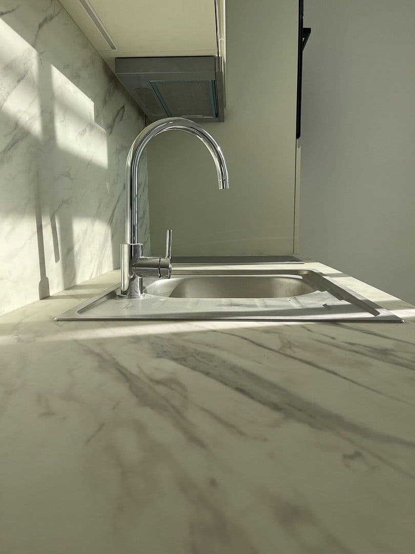 Prenájom bytu 1-izbový 35 m², Schöneberger Straße 9, Berlin, Berlín Prenájom bytu 1-izbový 35 m², Schöneberger Straße 9, Berlin, Berlín