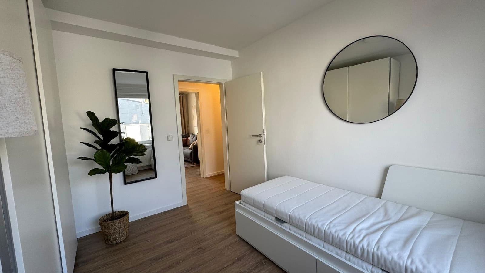 Prenájom bytu 1-izbový 12 m², Braunschweig, Dolné Sasko Prenájom bytu 1-izbový 12 m², Braunschweig, Dolné Sasko