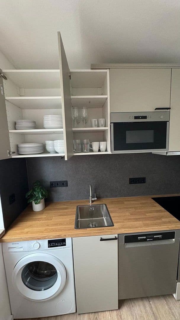 Prenájom bytu 1-izbový 12 m², Braunschweig, Dolné Sasko Prenájom bytu 1-izbový 12 m², Braunschweig, Dolné Sasko