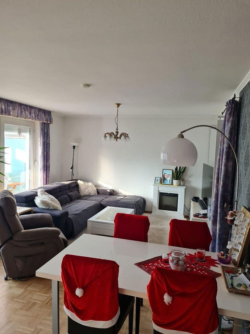 Predaj domu 110 m², pozemek 497 m², Oldenburg in Holstein, Šlezvicko-Holštajnsko Predaj domu 110 m², pozemek 497 m², Oldenburg in Holstein, Šlezvicko-Holštajnsko