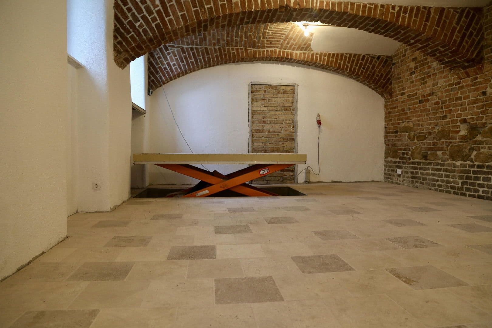 Predaj nebytového priestoru 150 m², Stöberplatz 10, Wien, Viedeň Predaj nebytového priestoru 150 m², Stöberplatz 10, Wien, Viedeň