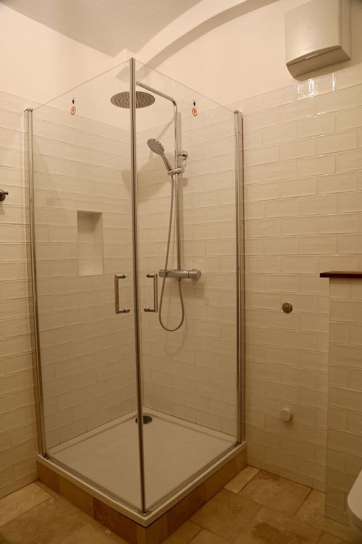 Predaj nebytového priestoru 150 m², Stöberplatz 10, Wien, Viedeň Predaj nebytového priestoru 150 m², Stöberplatz 10, Wien, Viedeň