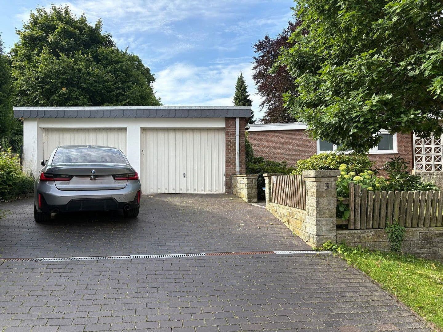 Predaj domu 235 m², pozemek 1.194 m², Obernkirchen, Dolné Sasko Predaj domu 235 m², pozemek 1.194 m², Obernkirchen, Dolné Sasko