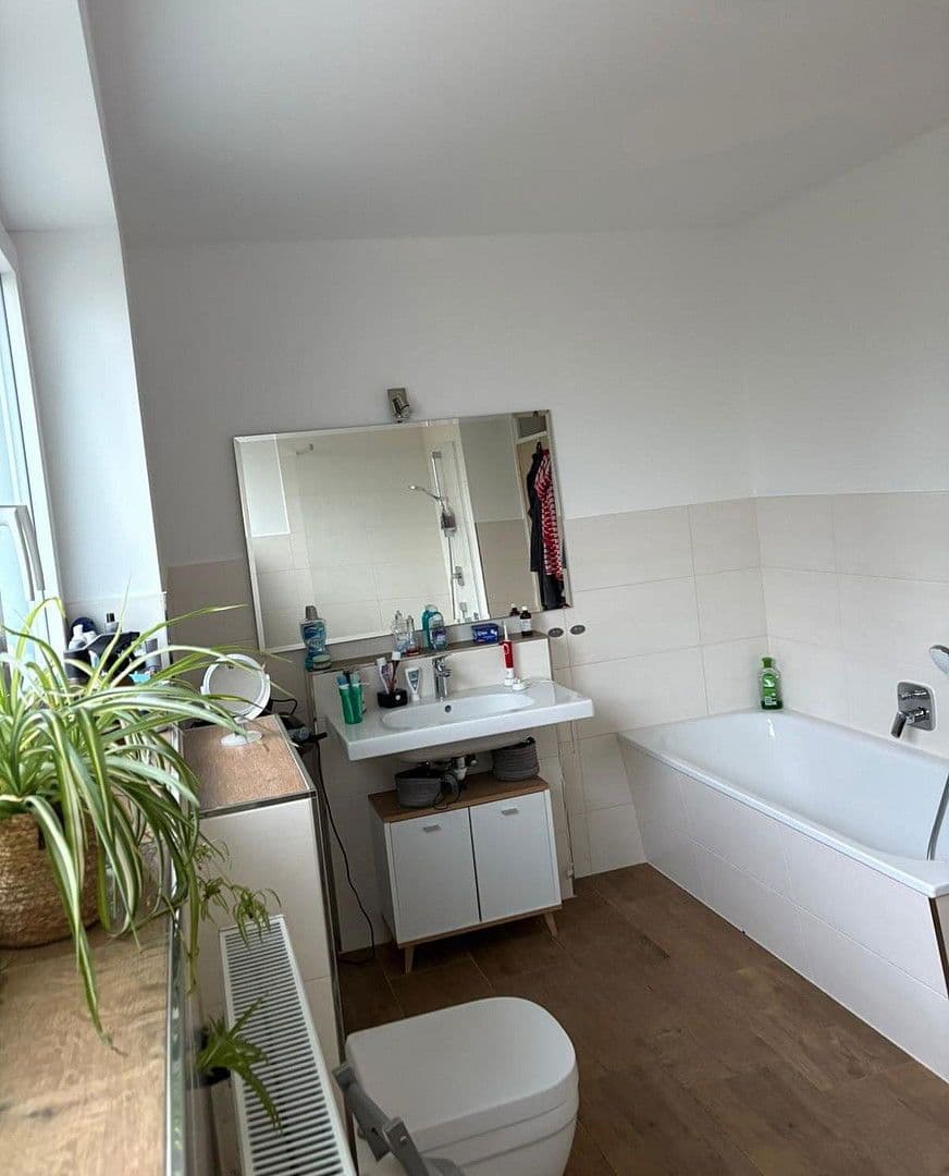 Predaj domu 235 m², pozemek 1.194 m², Obernkirchen, Dolné Sasko Predaj domu 235 m², pozemek 1.194 m², Obernkirchen, Dolné Sasko