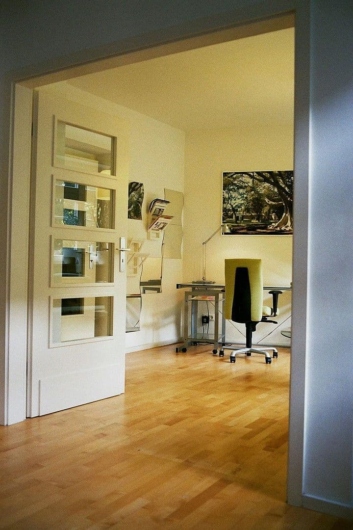 Prenájom bytu 2-izbový 62 m², Yorckstr. 20, Düsseldorf, Severné Porýnie - Westfálsko Prenájom bytu 2-izbový 62 m², Yorckstr. 20, Düsseldorf, Severné Porýnie - Westfálsko