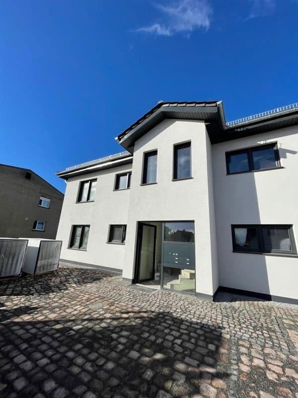 Prenájom bytu 2-izbový 64 m², Zaackoer Weg 36a, Luckau, Brandenbursko Prenájom bytu 2-izbový 64 m², Zaackoer Weg 36a, Luckau, Brandenbursko