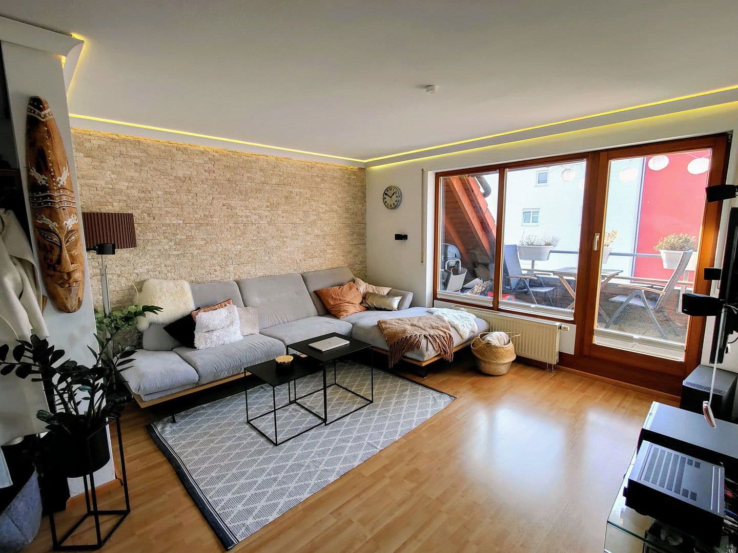 Prenájom bytu 3-izbový 80 m², Villingen-Schwenningen, Bádensko-Wurttembersko Prenájom bytu 3-izbový 80 m², Villingen-Schwenningen, Bádensko-Wurttembersko