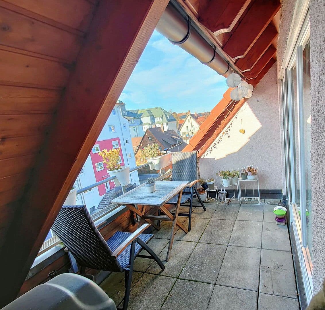 Prenájom bytu 3-izbový 80 m², Villingen-Schwenningen, Bádensko-Wurttembersko Prenájom bytu 3-izbový 80 m², Villingen-Schwenningen, Bádensko-Wurttembersko