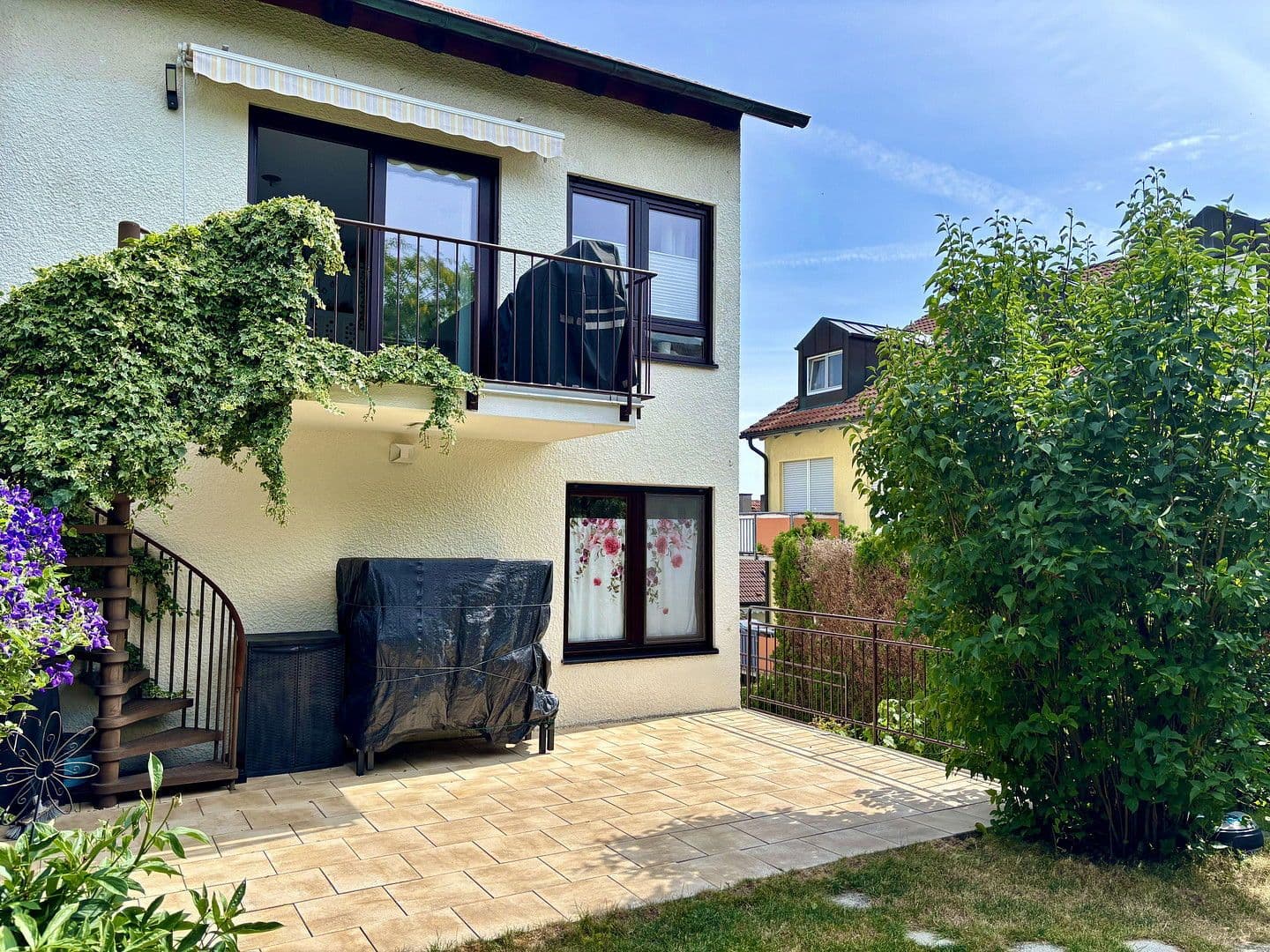 Predaj domu 190 m², pozemek 317 m², Böblingen, Bádensko-Wurttembersko Predaj domu 190 m², pozemek 317 m², Böblingen, Bádensko-Wurttembersko