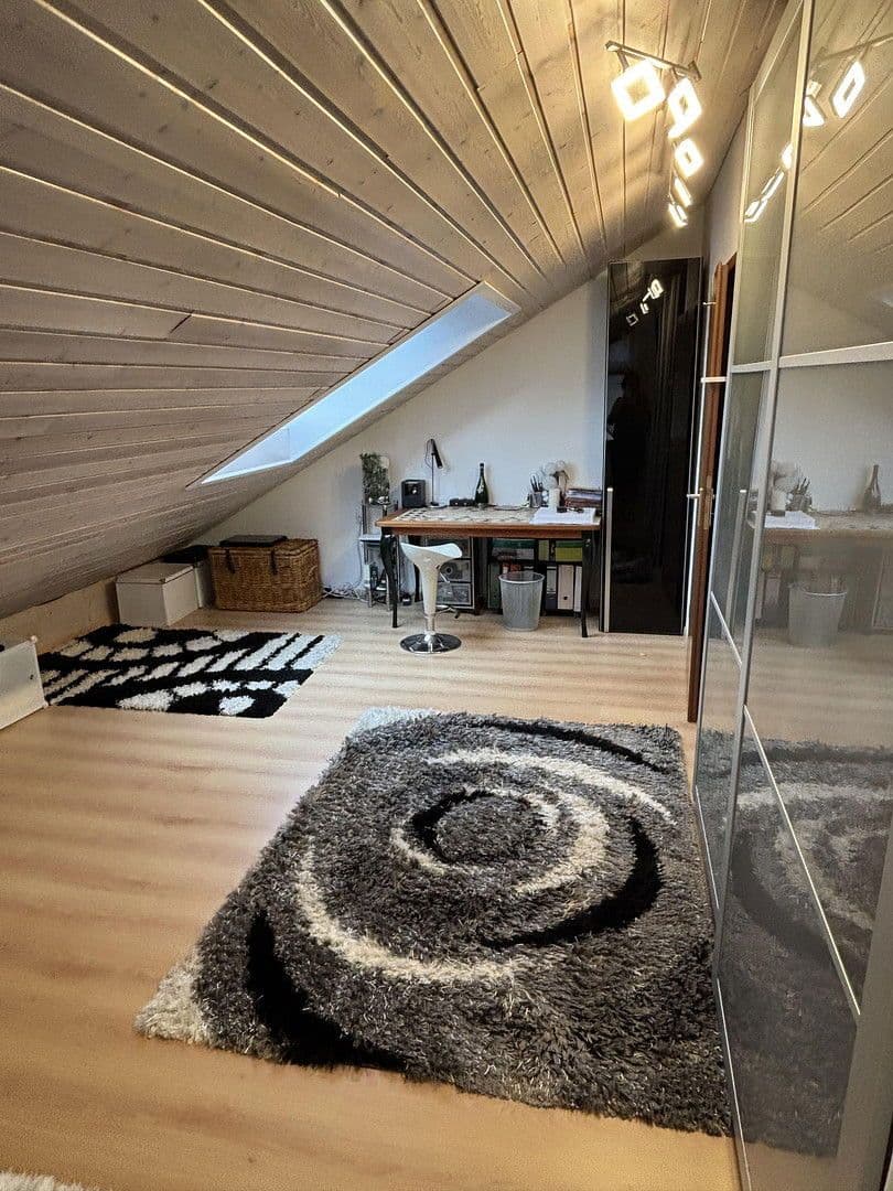 Predaj domu 190 m², pozemek 317 m², Böblingen, Bádensko-Wurttembersko Predaj domu 190 m², pozemek 317 m², Böblingen, Bádensko-Wurttembersko