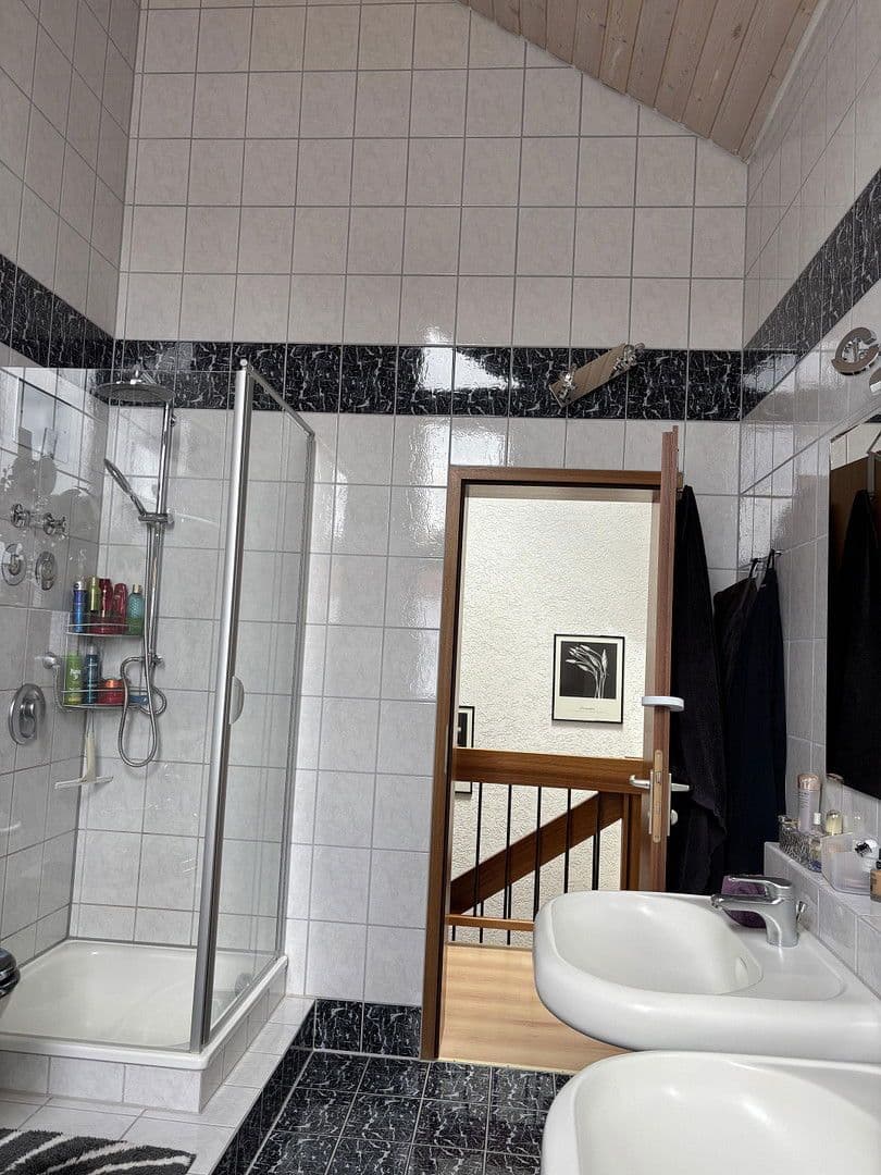 Predaj domu 190 m², pozemek 317 m², Böblingen, Bádensko-Wurttembersko Predaj domu 190 m², pozemek 317 m², Böblingen, Bádensko-Wurttembersko