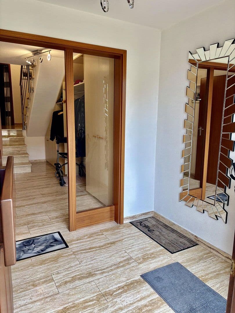 Predaj domu 190 m², pozemek 317 m², Böblingen, Bádensko-Wurttembersko Predaj domu 190 m², pozemek 317 m², Böblingen, Bádensko-Wurttembersko