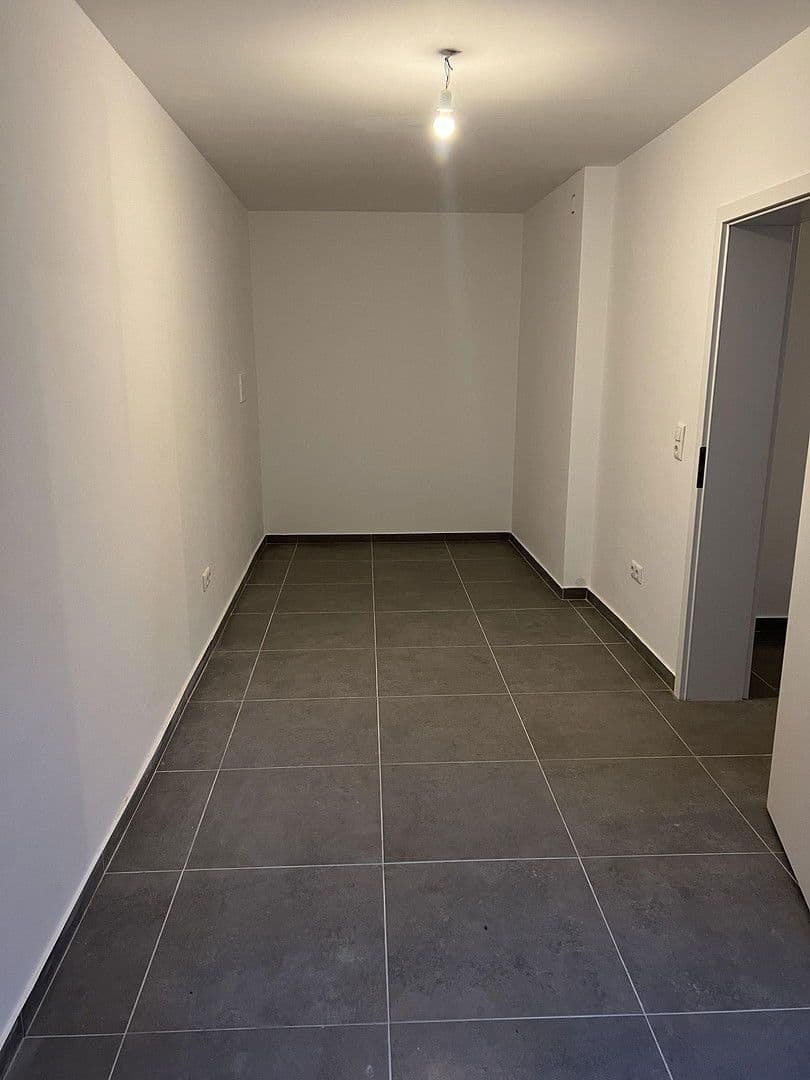 Prenájom bytu 2-izbový 45 m², Am Brögel 4, Wupperetal, Severné Porýnie - Westfálsko Prenájom bytu 2-izbový 45 m², Am Brögel 4, Wupperetal, Severné Porýnie - Westfálsko