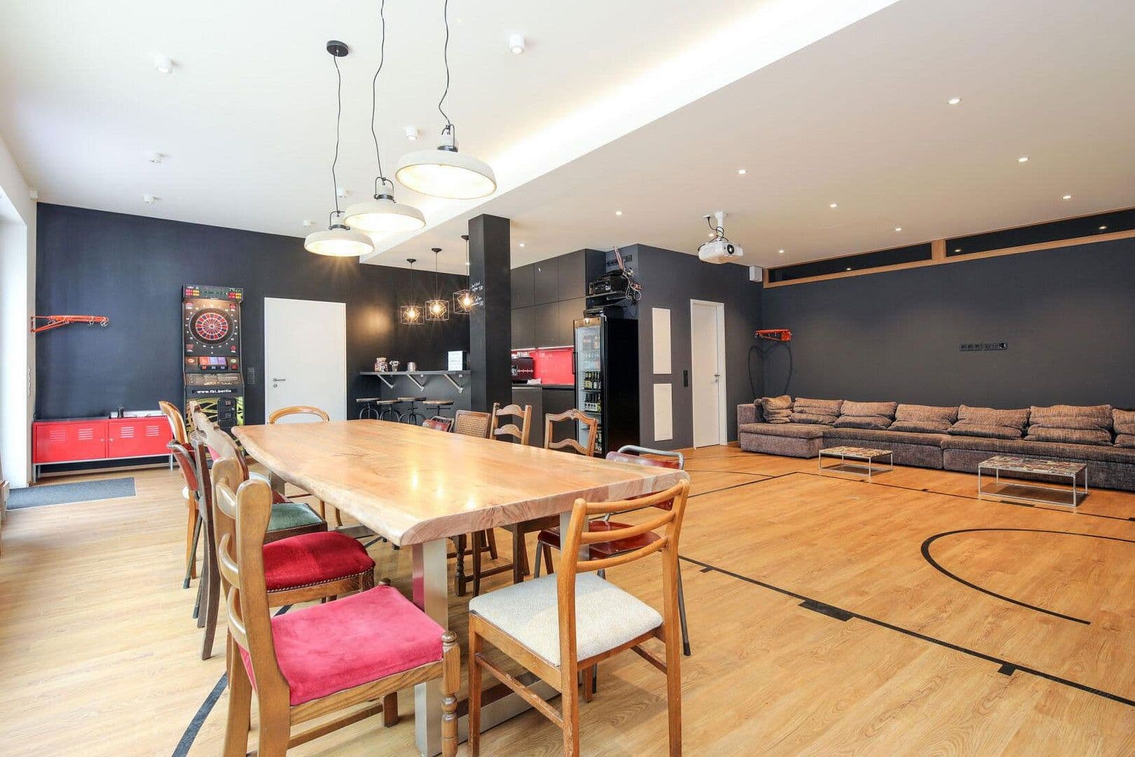 Prenájom kancelárie 75 m², Neuenburger Str. 19, Berlin, Berlín Prenájom kancelárie 75 m², Neuenburger Str. 19, Berlin, Berlín