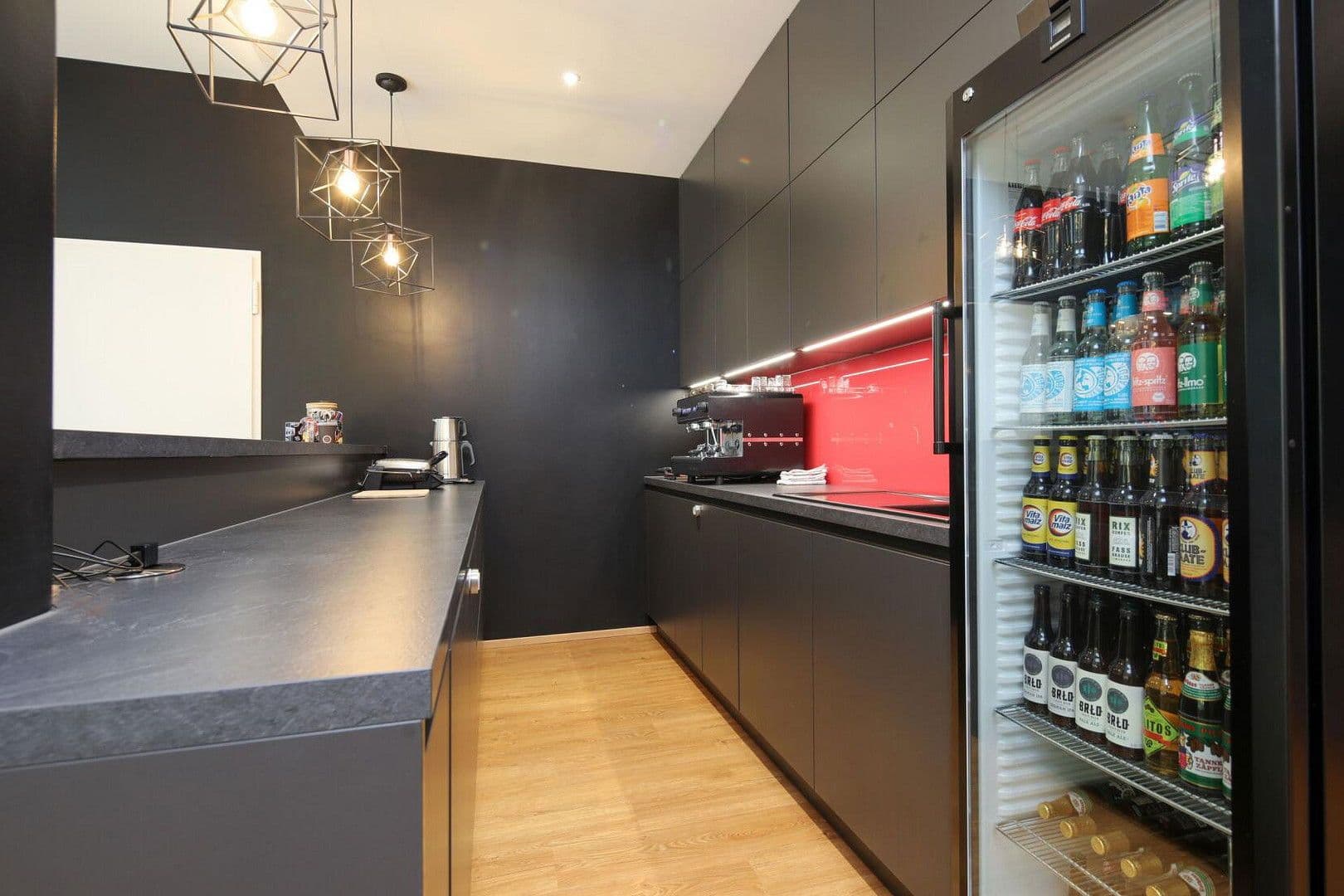 Prenájom kancelárie 75 m², Neuenburger Str. 19, Berlin, Berlín Prenájom kancelárie 75 m², Neuenburger Str. 19, Berlin, Berlín