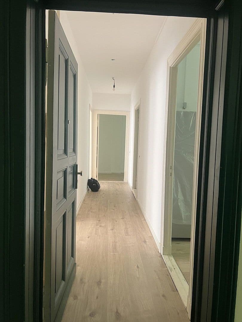 Prenájom bytu 2-izbový 66 m², Berlin, Berlín Prenájom bytu 2-izbový 66 m², Berlin, Berlín