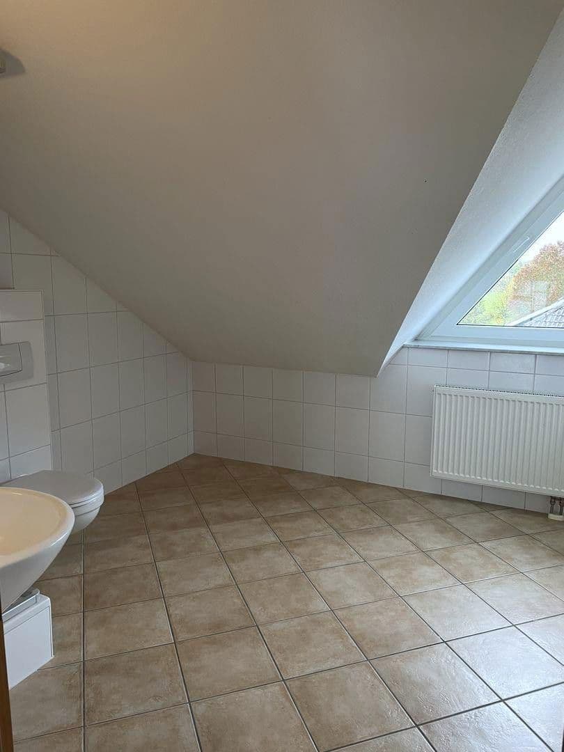 Predaj domu 160 m², pozemek 300 m², Groß-Zimmern, Hesensko Predaj domu 160 m², pozemek 300 m², Groß-Zimmern, Hesensko