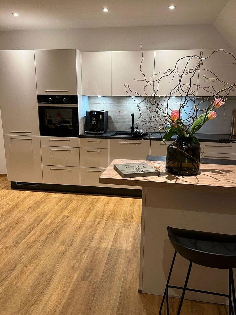 Prenájom bytu 3-izbový 92 m², Herzog- Georg- Straße 16, Lauingen (Donau), Bavorsko Prenájom bytu 3-izbový 92 m², Herzog- Georg- Straße 16, Lauingen (Donau), Bavorsko