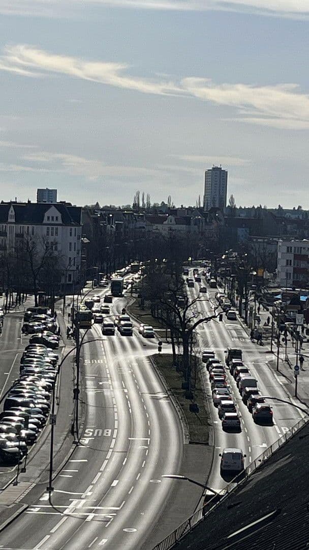 Predaj domu 1.230 m², pozemek 440 m², Berlin, Berlín Predaj domu 1.230 m², pozemek 440 m², Berlin, Berlín