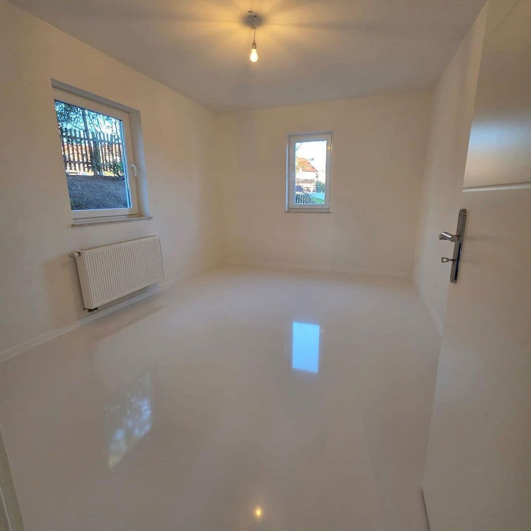 Predaj domu 121 m², pozemek 554 m², Deumener Weg 1, Hohenmölsen, Sasko-Anhaltsko Predaj domu 121 m², pozemek 554 m², Deumener Weg 1, Hohenmölsen, Sasko-Anhaltsko