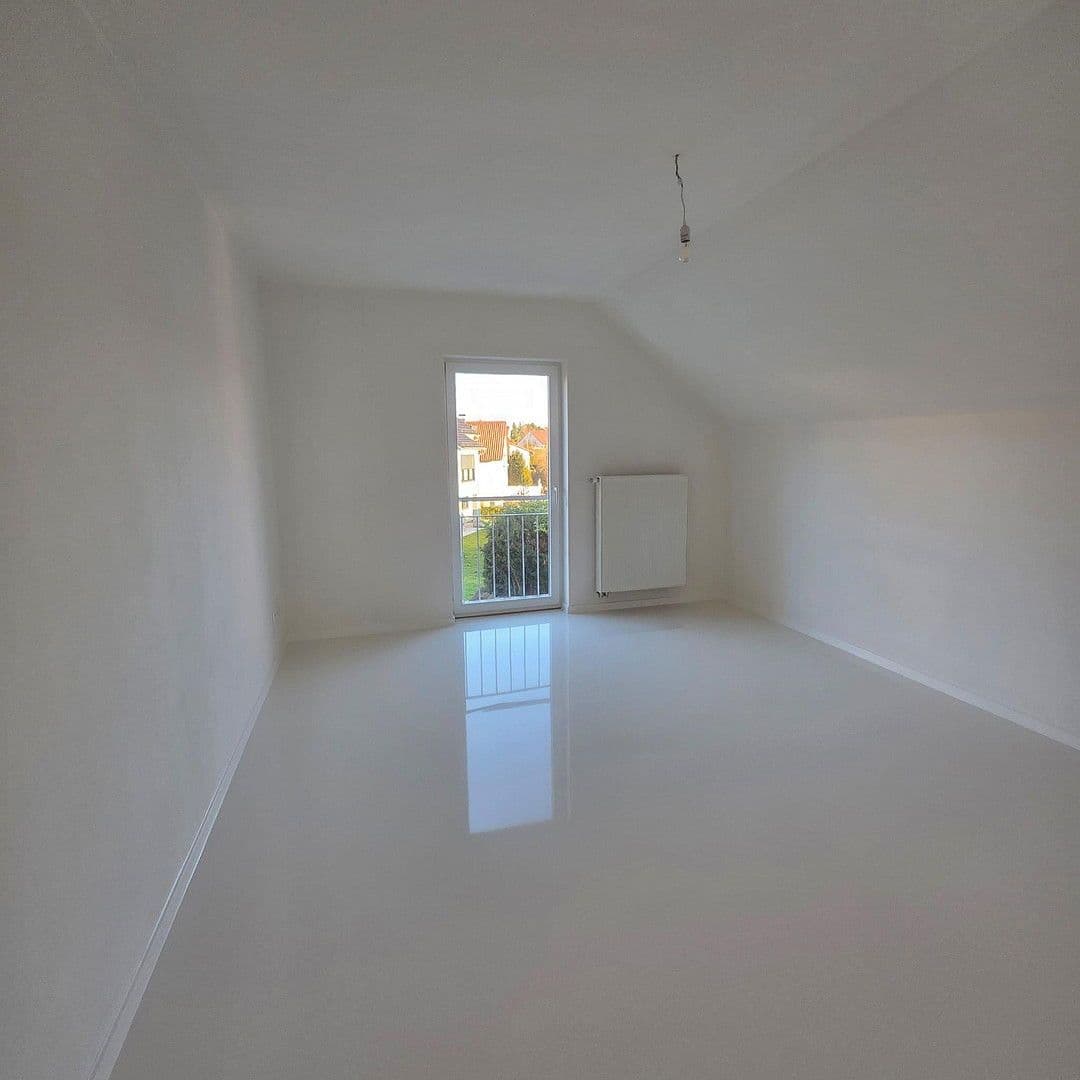Predaj domu 121 m², pozemek 554 m², Deumener Weg 1, Hohenmölsen, Sasko-Anhaltsko Predaj domu 121 m², pozemek 554 m², Deumener Weg 1, Hohenmölsen, Sasko-Anhaltsko