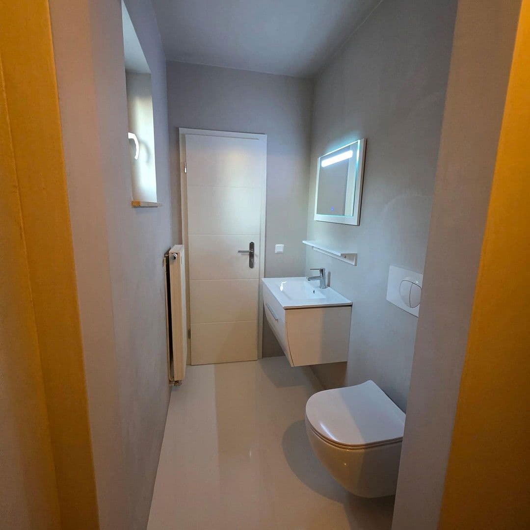 Predaj domu 121 m², pozemek 554 m², Deumener Weg 1, Hohenmölsen, Sasko-Anhaltsko Predaj domu 121 m², pozemek 554 m², Deumener Weg 1, Hohenmölsen, Sasko-Anhaltsko