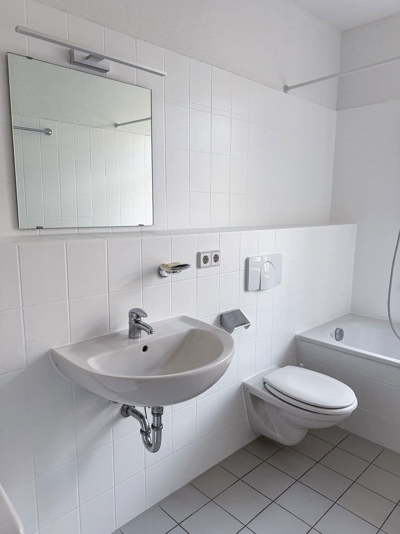 Prenájom bytu 2-izbový 47 m², Brehmestraße 1, Leipzig, Sasko Prenájom bytu 2-izbový 47 m², Brehmestraße 1, Leipzig, Sasko