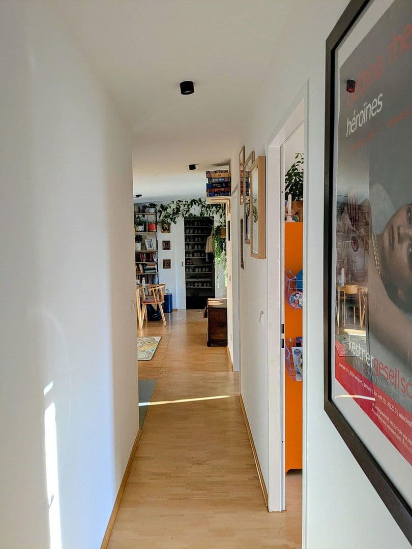 Predaj bytu 4-izbový 97 m², München, Bavorsko Predaj bytu 4-izbový 97 m², München, Bavorsko