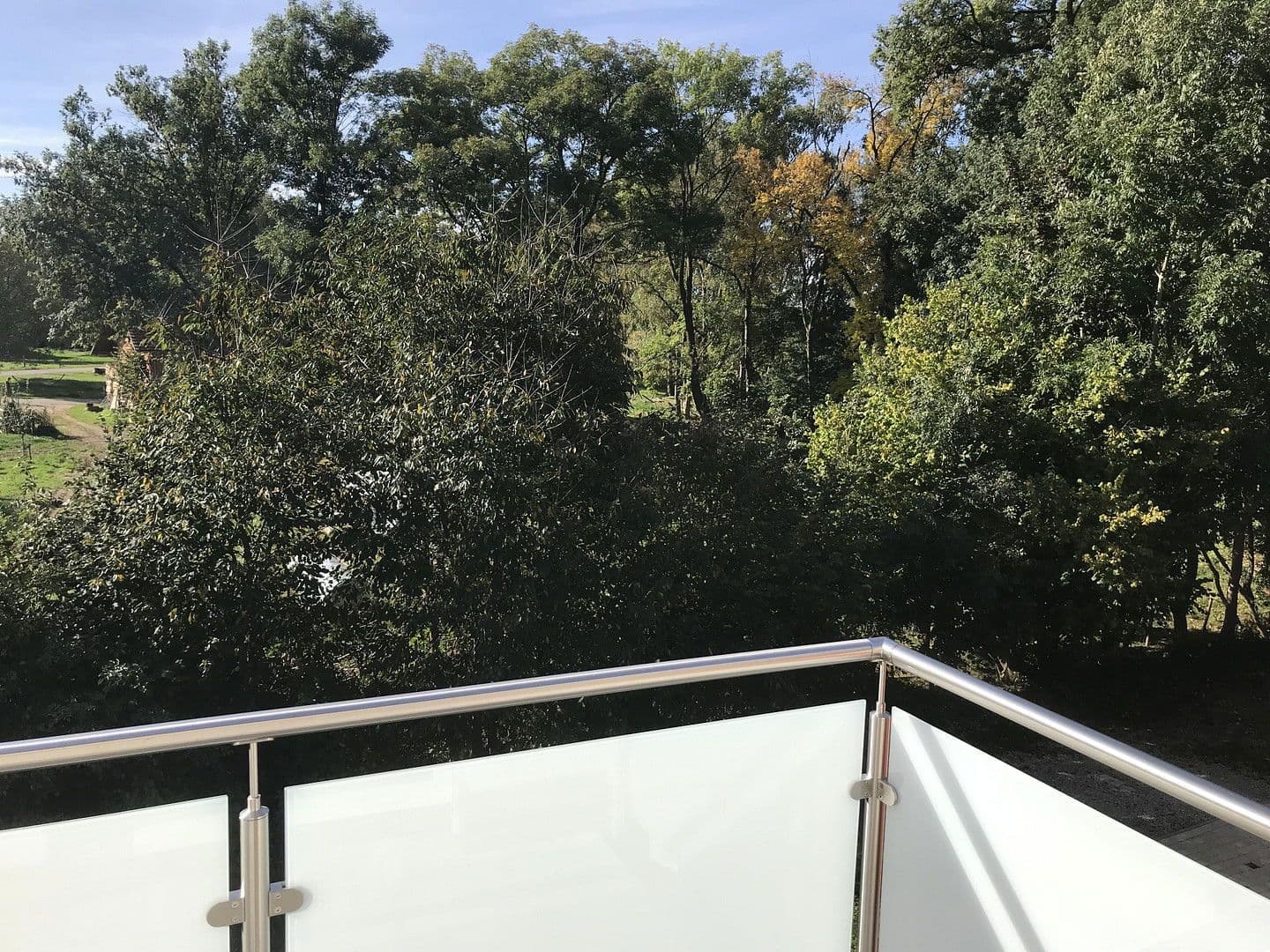 Predaj domu 227 m², pozemek 286 m², Tainger Straße 15f, Pastetten, Bavorsko Predaj domu 227 m², pozemek 286 m², Tainger Straße 15f, Pastetten, Bavorsko