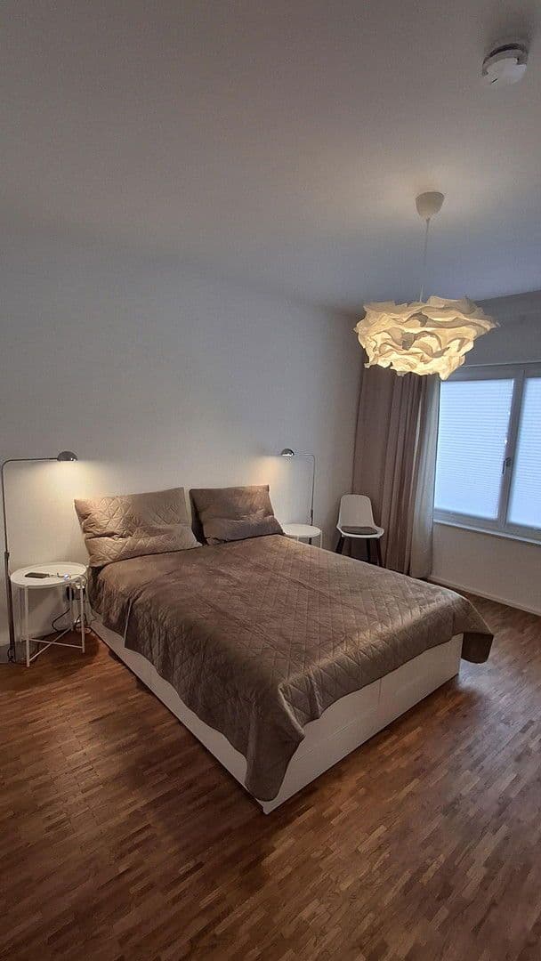 Prenájom bytu 2-izbový 67 m², Ludwig-Landmann-Straße 381, Frankfurt am Main, Hesensko Prenájom bytu 2-izbový 67 m², Ludwig-Landmann-Straße 381, Frankfurt am Main, Hesensko