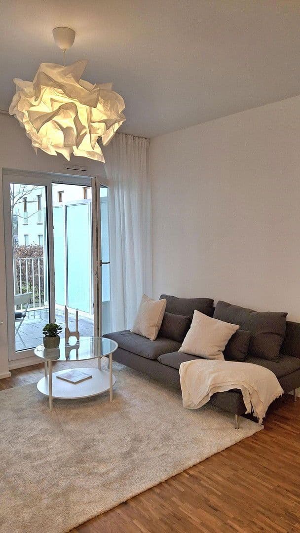 Prenájom bytu 2-izbový 67 m², Ludwig-Landmann-Straße 381, Frankfurt am Main, Hesensko Prenájom bytu 2-izbový 67 m², Ludwig-Landmann-Straße 381, Frankfurt am Main, Hesensko