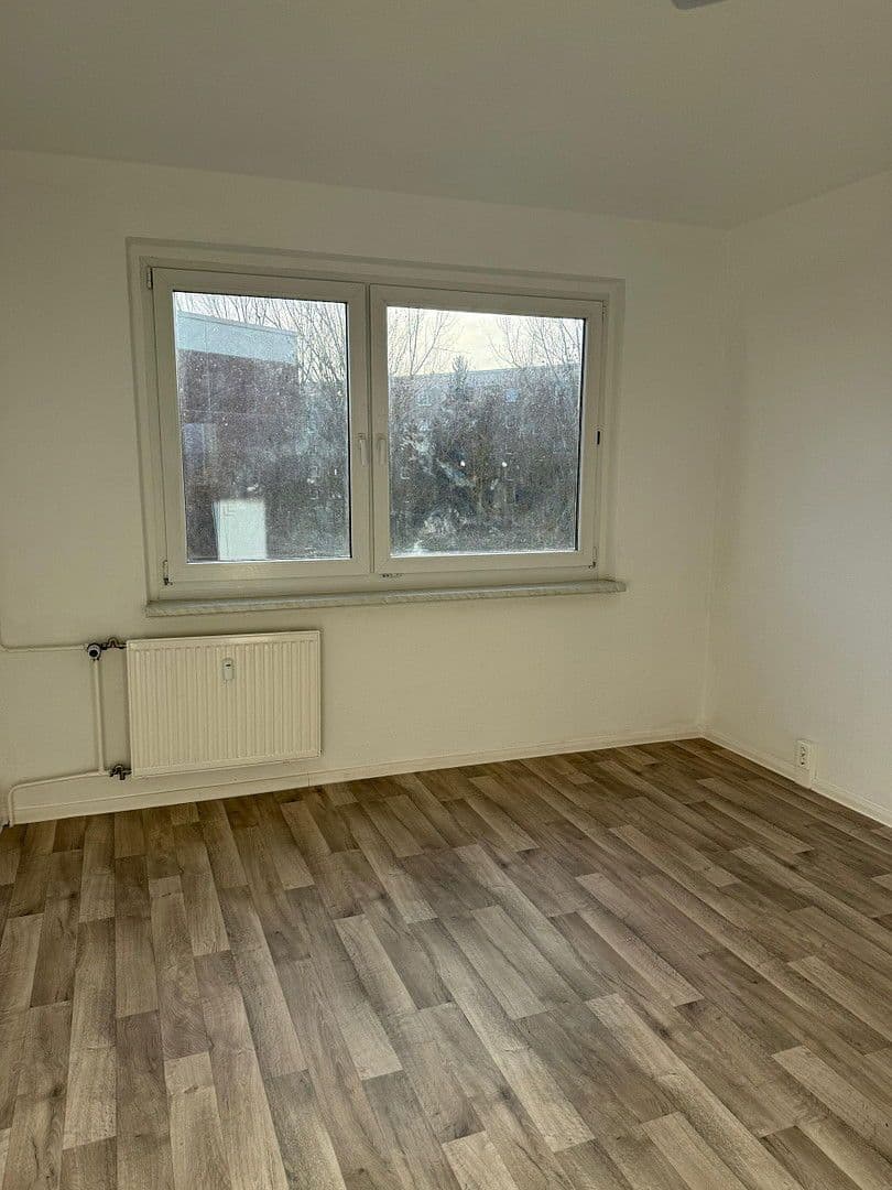 Prenájom bytu 5-izbový 118 m², Otto Worms Straße, Gera, Durínsko Prenájom bytu 5-izbový 118 m², Otto Worms Straße, Gera, Durínsko