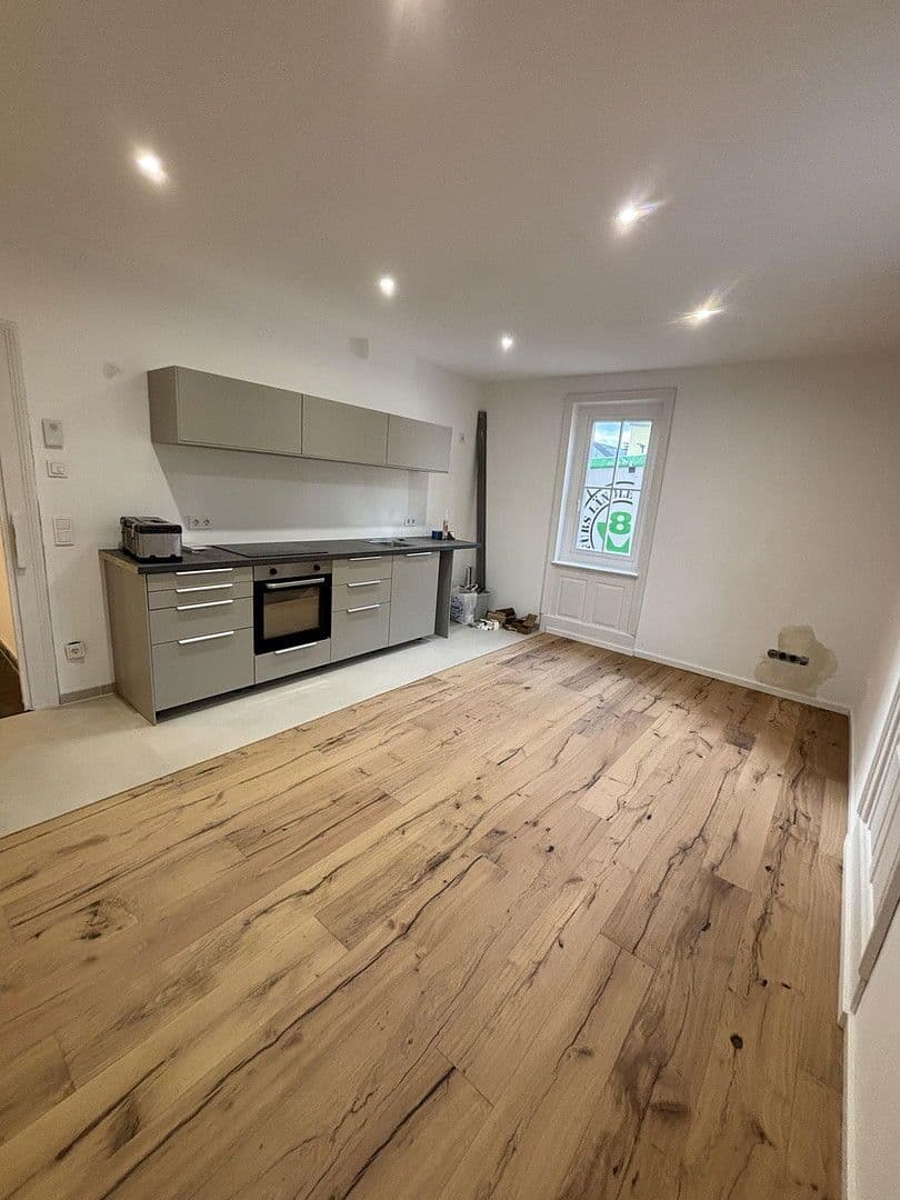 Prenájom bytu 2-izbový 38 m², Lorch, Bádensko-Wurttembersko Prenájom bytu 2-izbový 38 m², Lorch, Bádensko-Wurttembersko