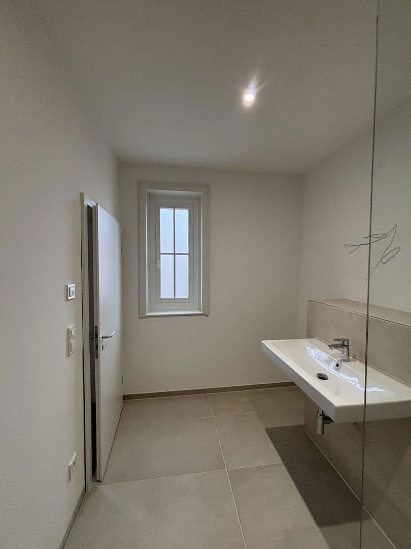 Prenájom bytu 2-izbový 38 m², Lorch, Bádensko-Wurttembersko Prenájom bytu 2-izbový 38 m², Lorch, Bádensko-Wurttembersko