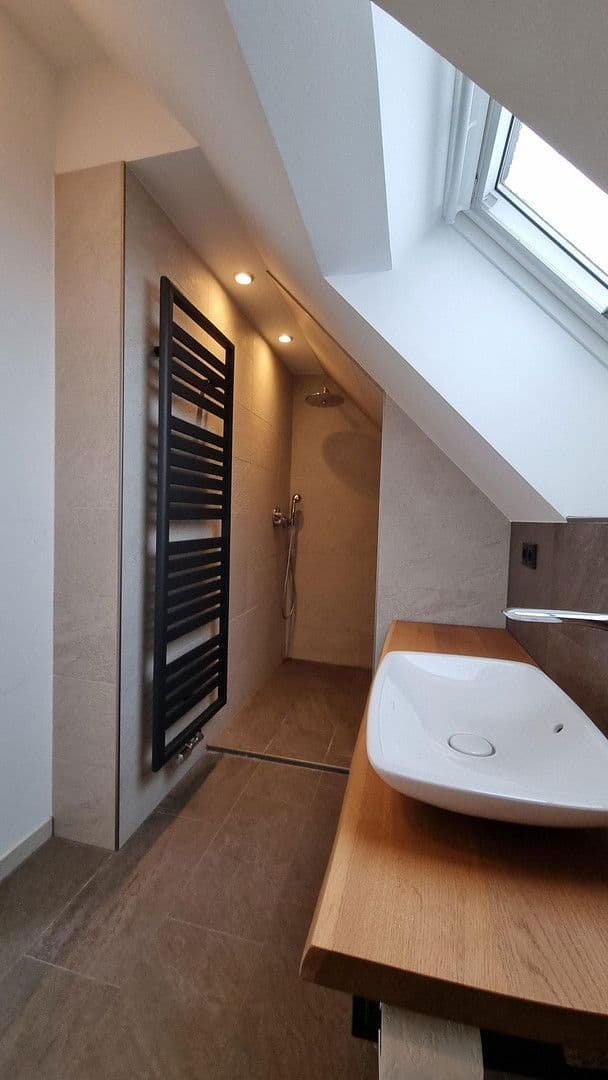 Predaj bytu 3-izbový 120 m², Braunschweig, Dolné Sasko Predaj bytu 3-izbový 120 m², Braunschweig, Dolné Sasko