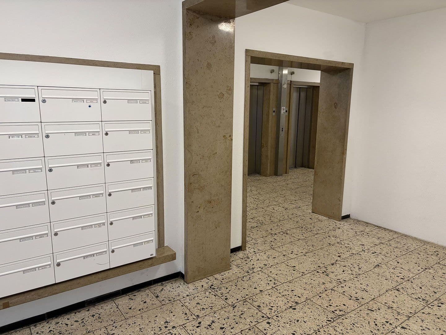 Predaj bytu 3-izbový 80 m², Schildkrötenweg 2, Stuttgart, Bádensko-Wurttembersko Predaj bytu 3-izbový 80 m², Schildkrötenweg 2, Stuttgart, Bádensko-Wurttembersko