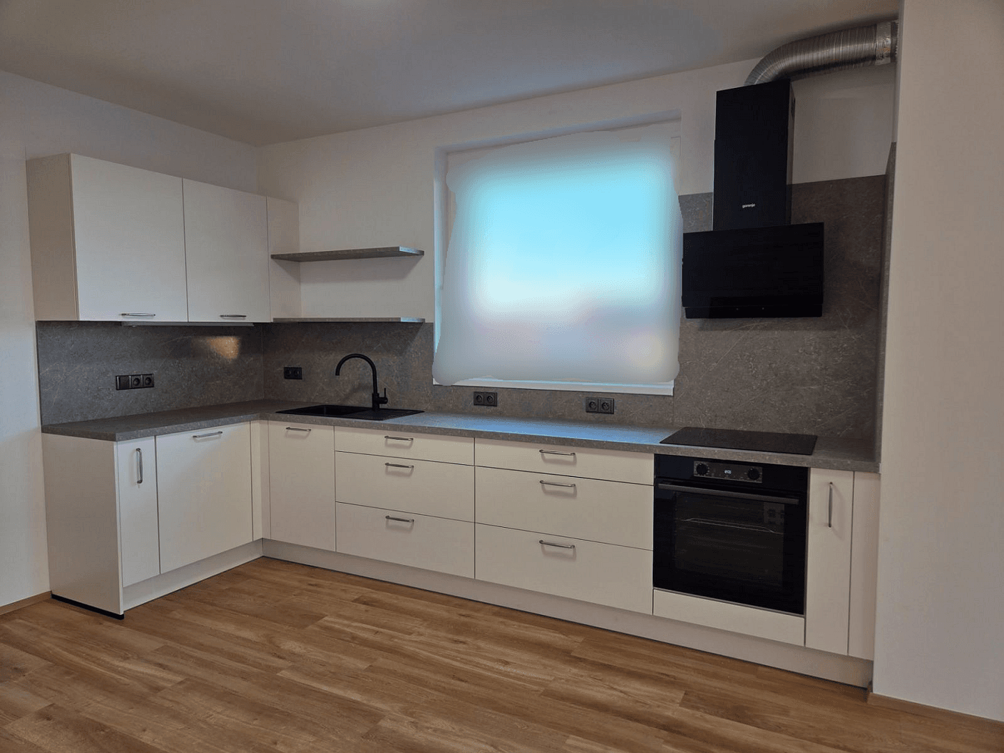 Predaj bytu 3-izbový 80 m², München, Bavorsko Predaj bytu 3-izbový 80 m², München, Bavorsko