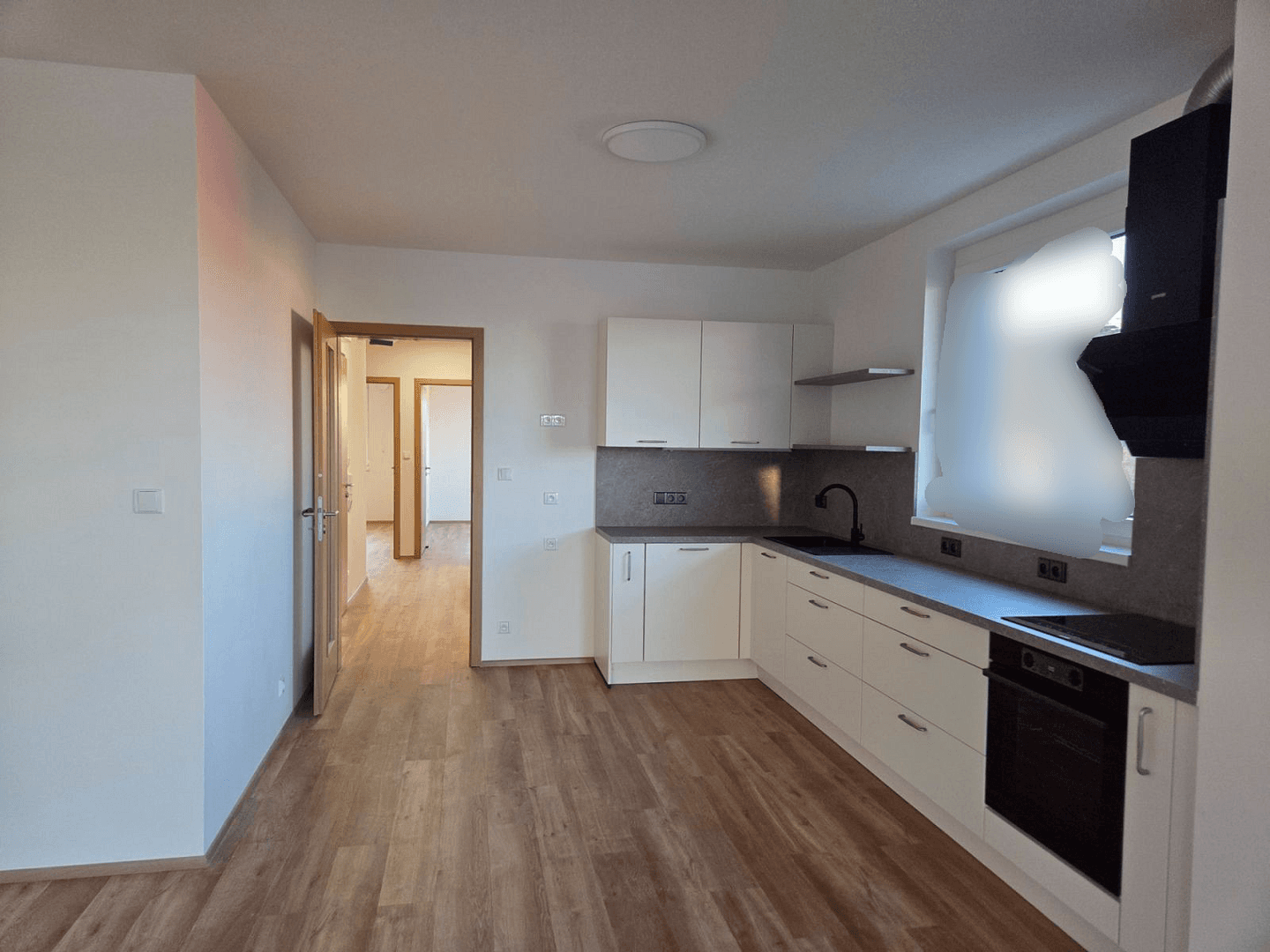 Predaj bytu 3-izbový 80 m², München, Bavorsko Predaj bytu 3-izbový 80 m², München, Bavorsko