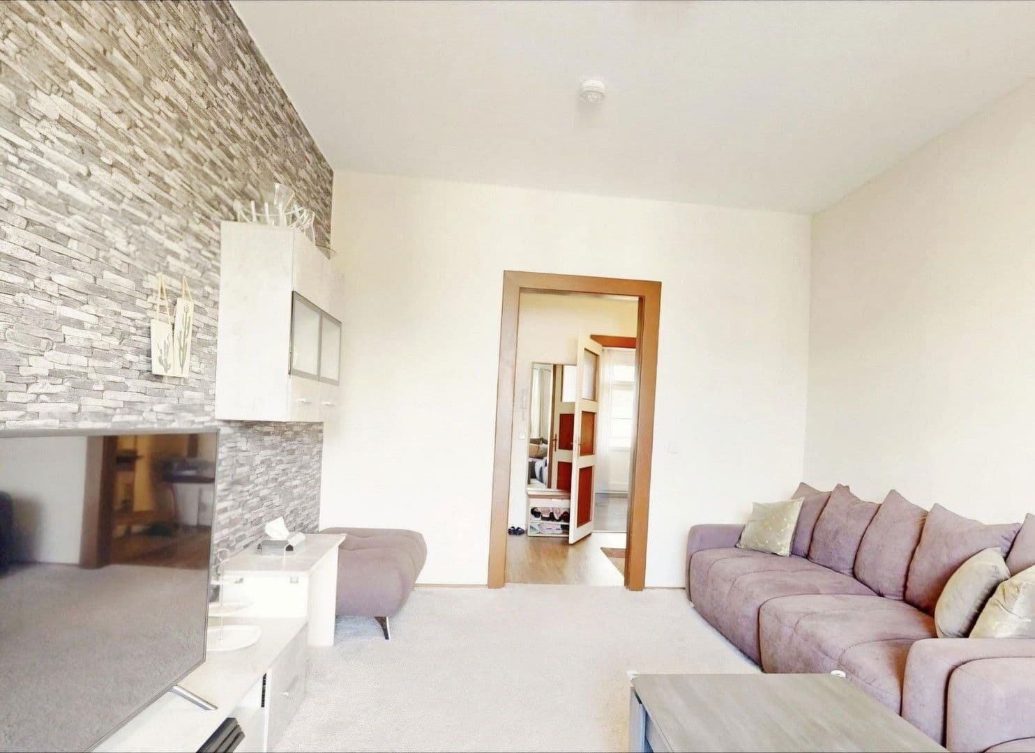 Prenájom bytu 4-izbový 128 m², Georg-Schumann-Straße 31, Leipzig, Sasko Prenájom bytu 4-izbový 128 m², Georg-Schumann-Straße 31, Leipzig, Sasko