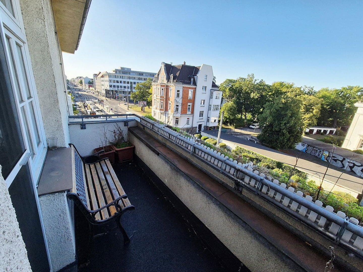 Prenájom bytu 4-izbový 128 m², Georg-Schumann-Straße 31, Leipzig, Sasko Prenájom bytu 4-izbový 128 m², Georg-Schumann-Straße 31, Leipzig, Sasko