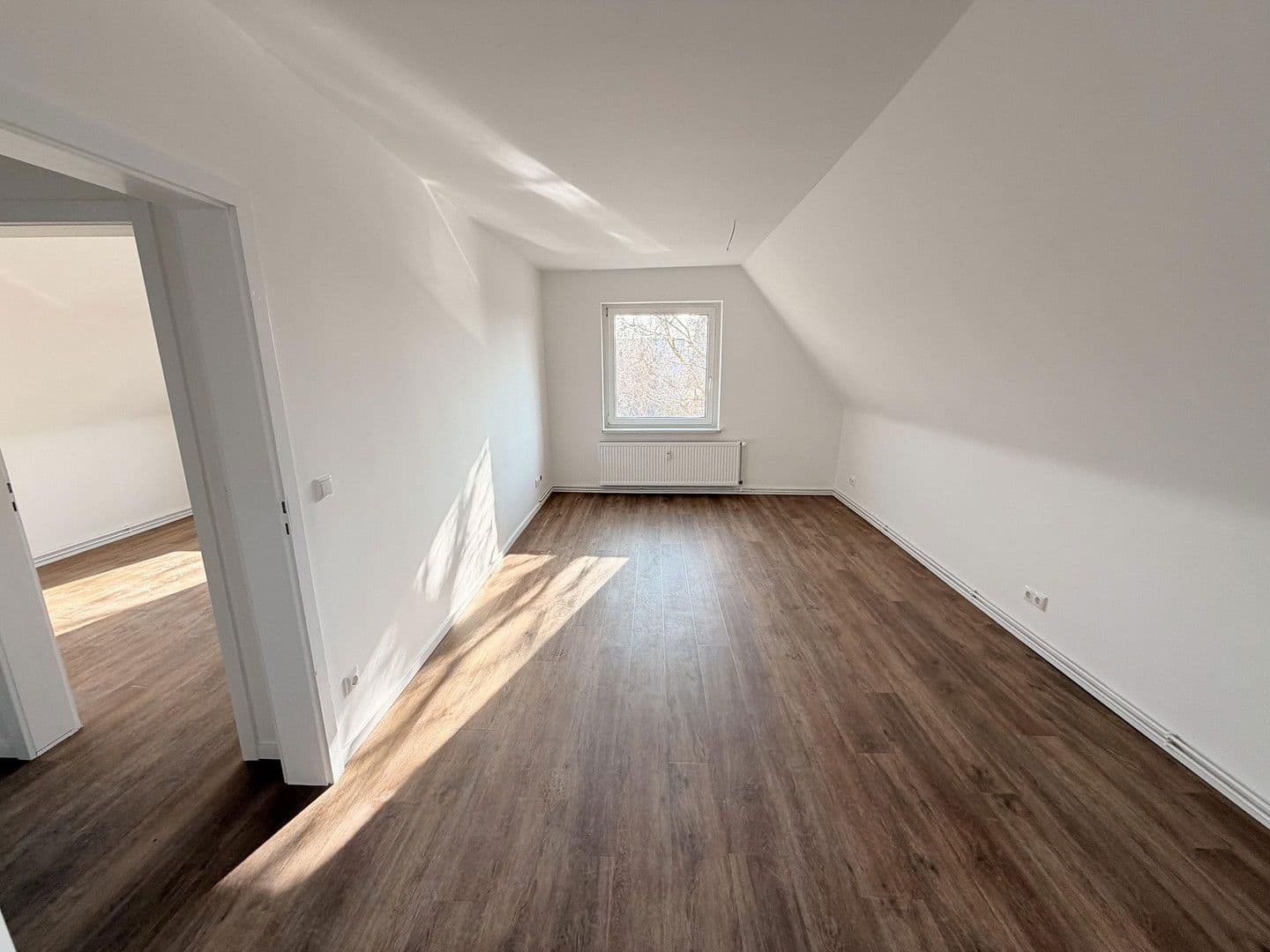Prenájom bytu 1-izbový 42 m², Birkenstraße 1, Groß Kreutz (Havel), Brandenbursko Prenájom bytu 1-izbový 42 m², Birkenstraße 1, Groß Kreutz (Havel), Brandenbursko