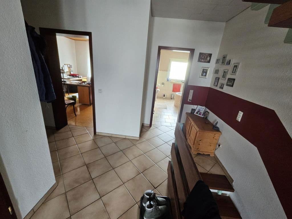 Predaj domu 170 m², pozemek 690 m², Starzach, Bádensko-Wurttembersko Predaj domu 170 m², pozemek 690 m², Starzach, Bádensko-Wurttembersko