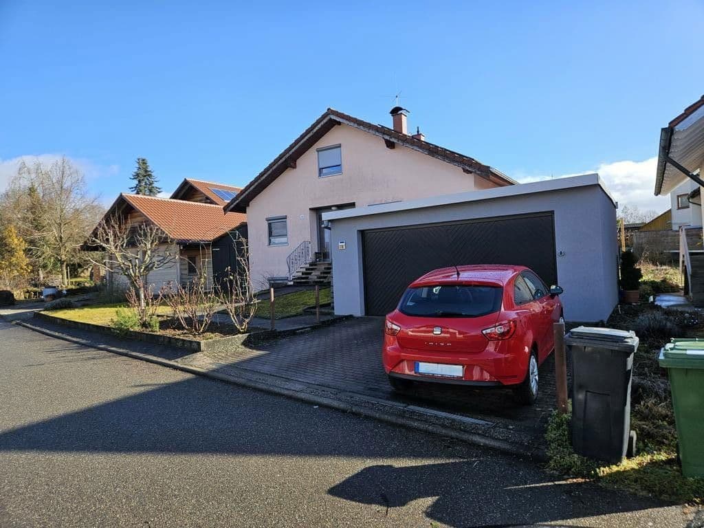 Predaj domu 170 m², pozemek 690 m², Starzach, Bádensko-Wurttembersko Predaj domu 170 m², pozemek 690 m², Starzach, Bádensko-Wurttembersko